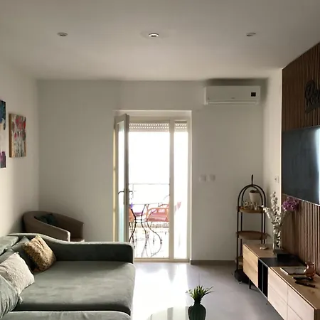 Apartament Melanie *