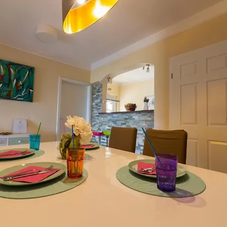 Melanie דירה אופטיה